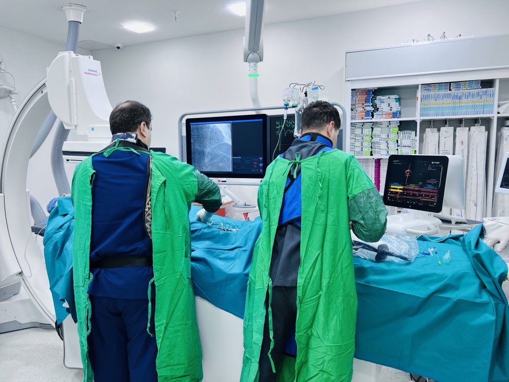 Ein historischer Meilenstein: Aserbaidschans erster PCI-Fall mithilfe eines multimodalen OCT-Systems